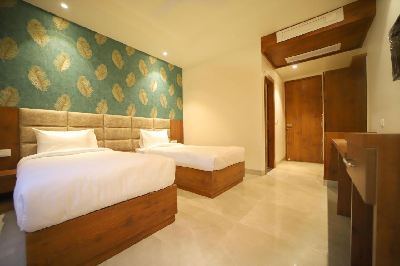 Hotel Marine House Agra  Dış mekan fotoğraf