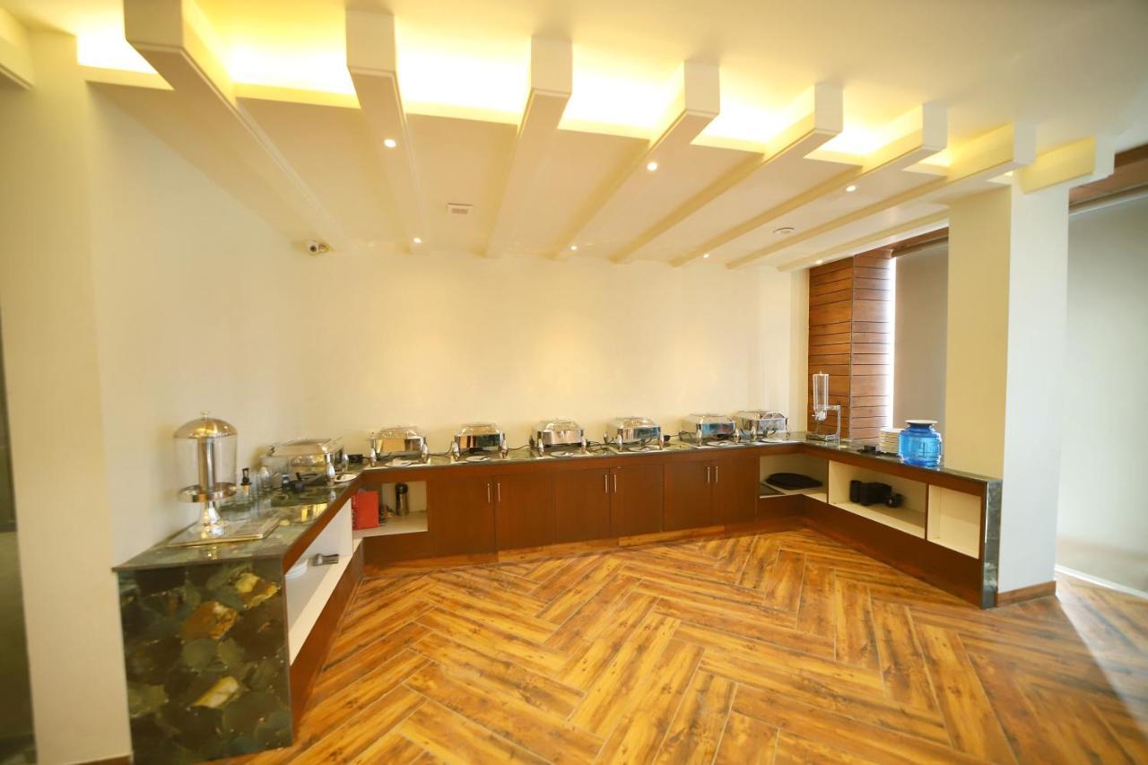 Hotel Marine House Agra  Dış mekan fotoğraf