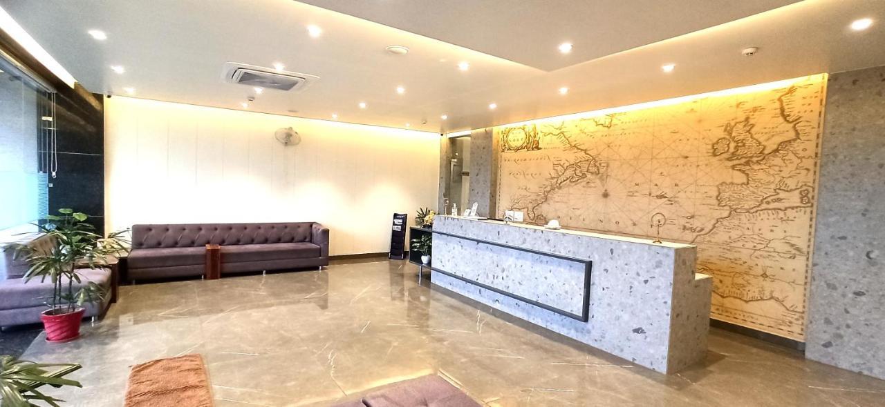 Hotel Marine House Agra  Dış mekan fotoğraf